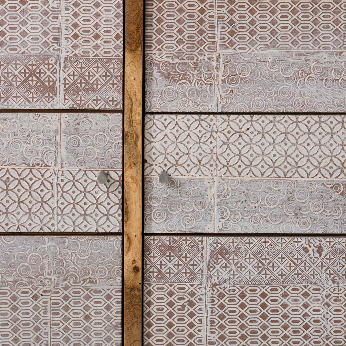 KOMMODE - Akazie massiv / Metall - Akaziefarben, Holz (118/77/40cm) - home24