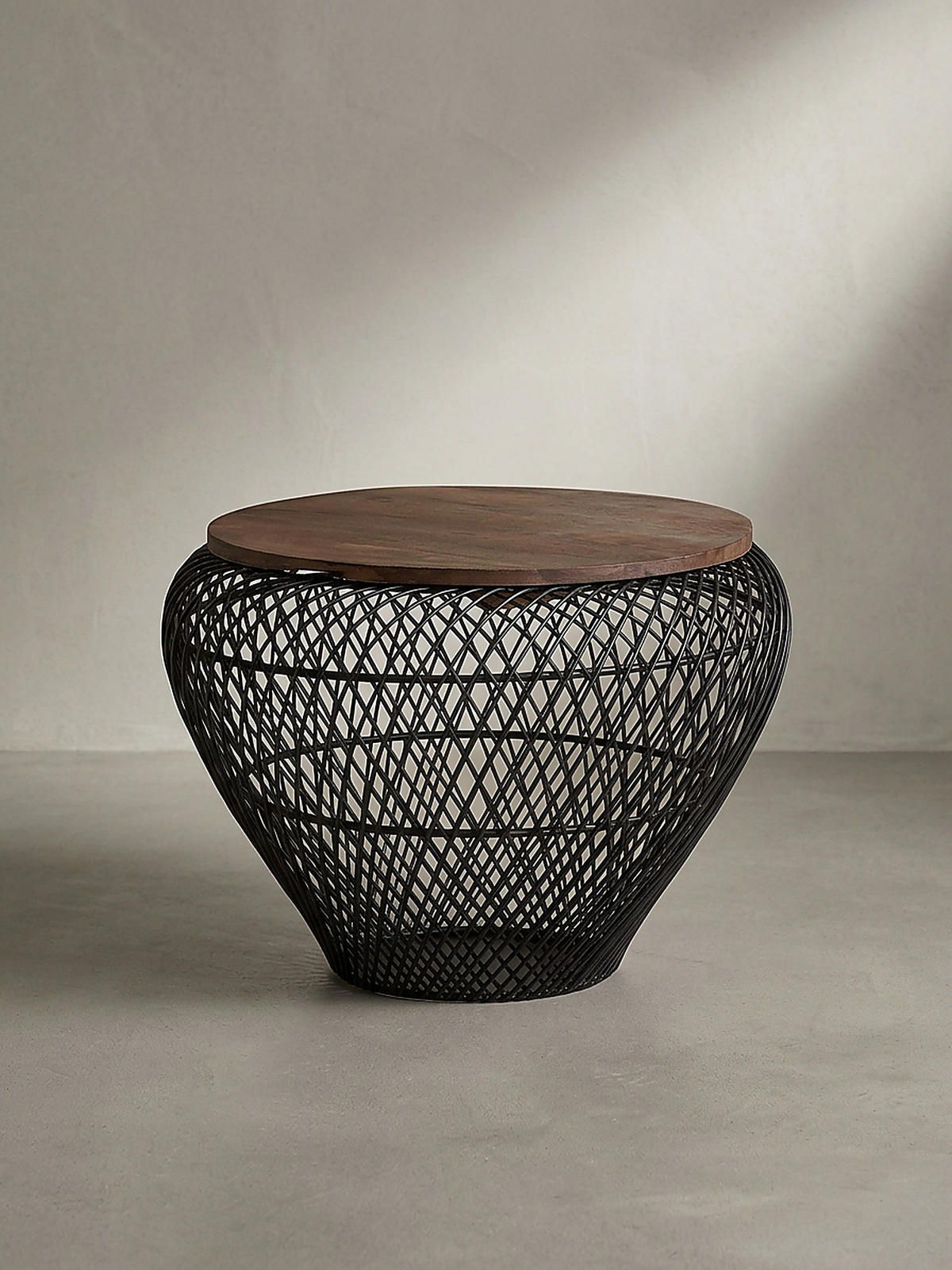 COUCHTISCH Rund mit Stauraum, Holz-Metallgestell, Mango-Massivholz, Schwarz 60x60x45 cm - Schwarz, Holz/Metall (60/60/45cm) - KADIMA DESIGN