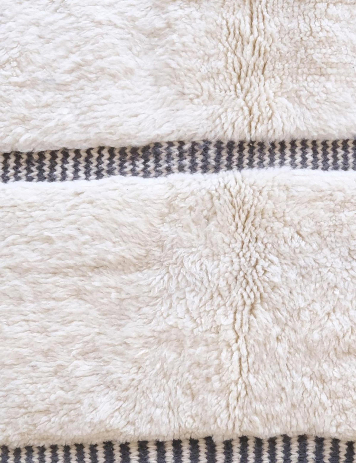 BERBERTEPPICH aus Marokko aus reiner Wolle 250x 350 cm - Weiß, Naturmaterialien (250/350cm) - AFK Living