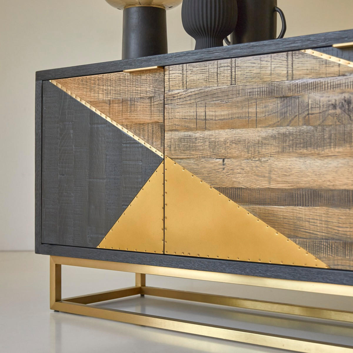 TV-SCHRANK Oscar Schwarz aus Eiche - Schwarz, Holz (160/70/45cm) - Tikamoon