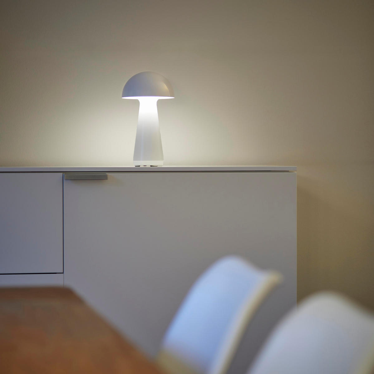 LED-AKKU-TISCHLEUCHTE - dimmbar mit Touch-Sensor für Innen und Außen - Weiß, Kunststoff (16/16/28.5cm) - Northpoint