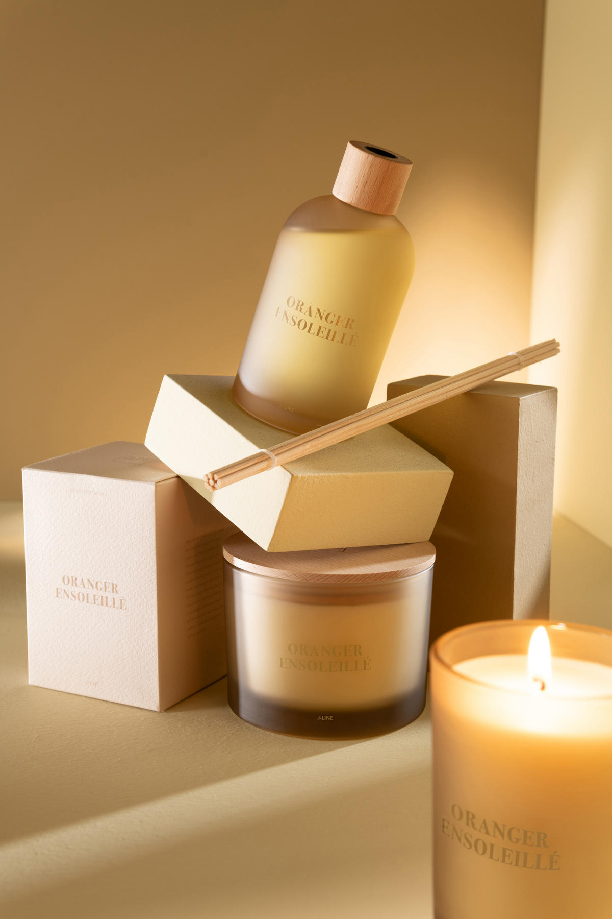 DUFTSPENDER HAUSPARFUM ACCORDS ESSENTIELS - Gelb - 250 ml - Hellgelb, Paraffin (7.5/27.5/7.5cm) - J-Line