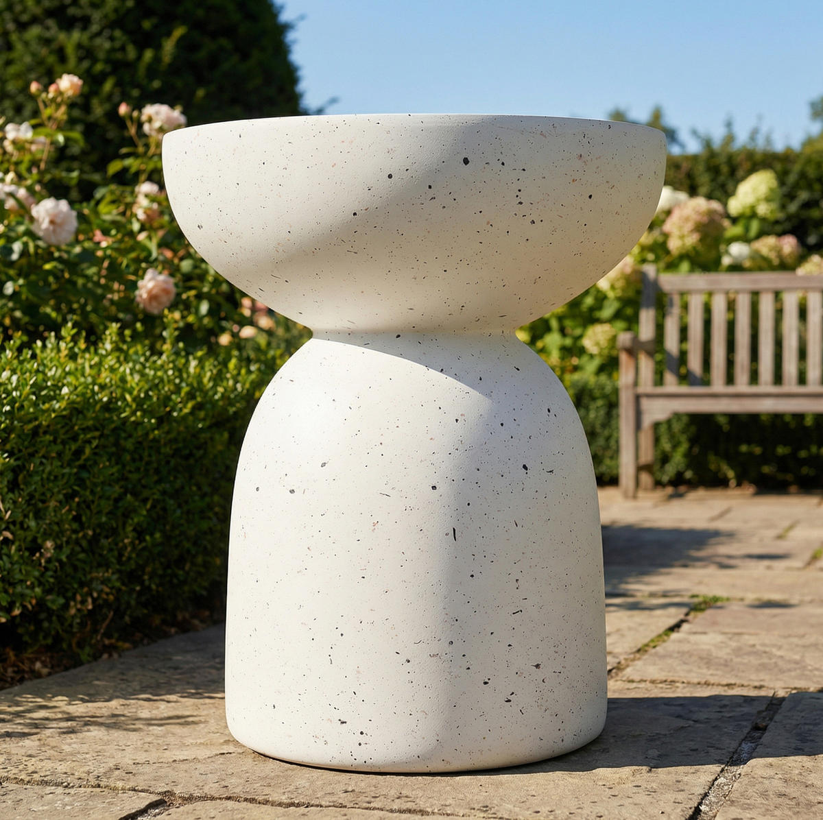 BEISTELLTISCH 45/45/52 cm weiß aus Magnesiumoxid für Innen- und Außenbereich - Weiß, Metall (45/45/52.5cm) - OKWISH