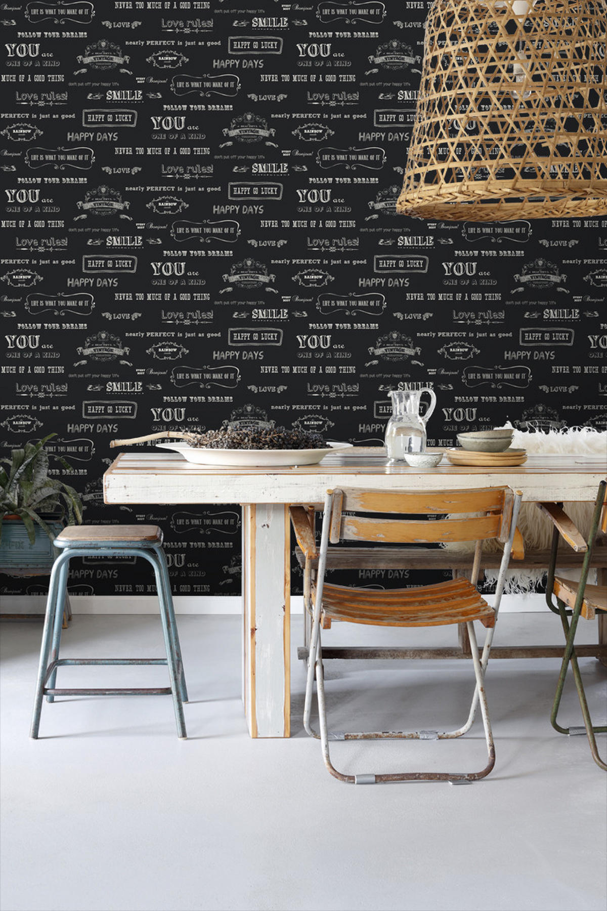 TAPETE Kreidetafel-Sprüche 53 cm x 10.05 m - Schwarz, Papier (53/1000cm) - ESTAhome