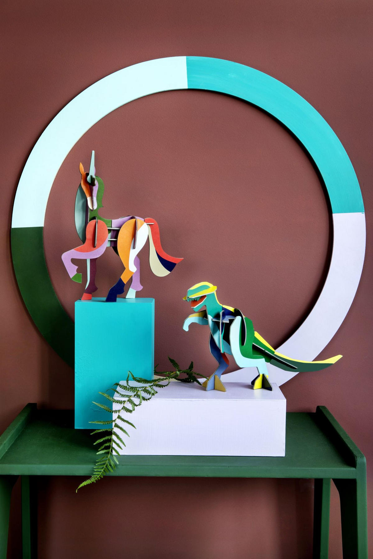 DEKOFIGUR Lebendiges Einhorn 9/28 cm - Multicolor, Wellpappe (9/28/28cm) - KUNSTLOFT