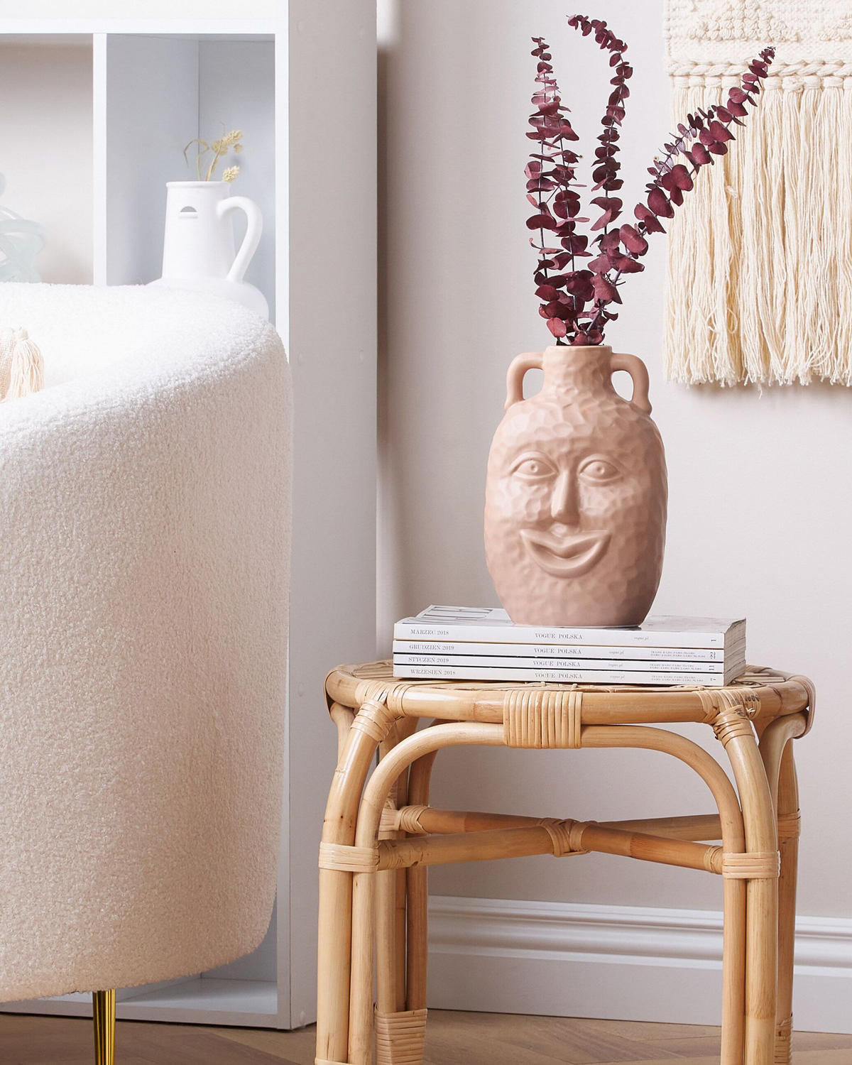 BLUMENVASE Porzellan beige Veria - Beige, Keramik (26cm) - Beliani