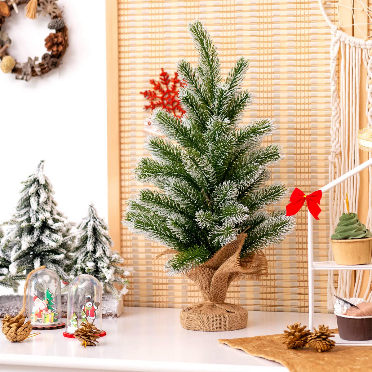 WEIHNACHTSBAUM Mini Tisch Tannenform mit Schnee 50 cm grün - Grün, Kunststoff (50cm) - COSTWAY
