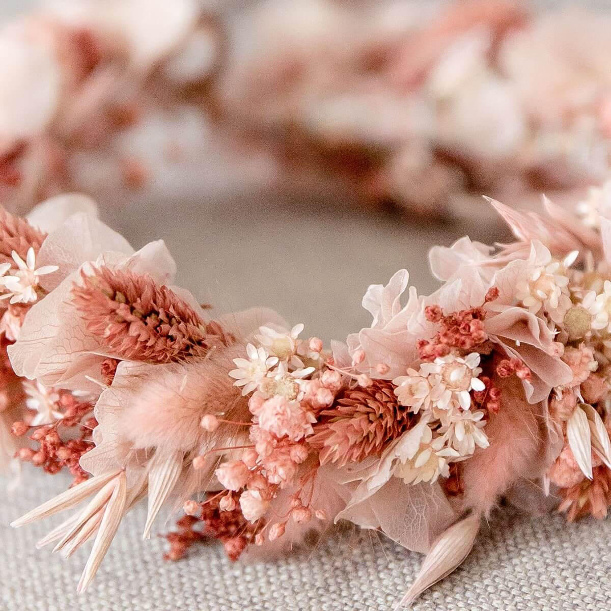 HAARKRANZ Trockenblumen rosa-monochrome - rosa - Rosa, Naturmaterialien (30cm) - Lykke & You