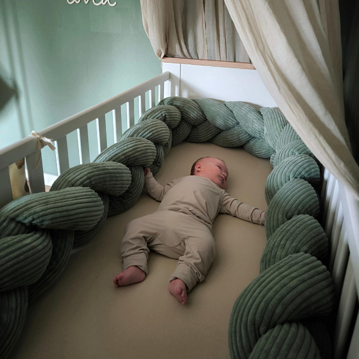 BETTUMRANDUNGSSCHUTZ geflochtene Bettschlange aus Cord, 150 cm, Olivgrün - Grün, Textil - MeowBaby