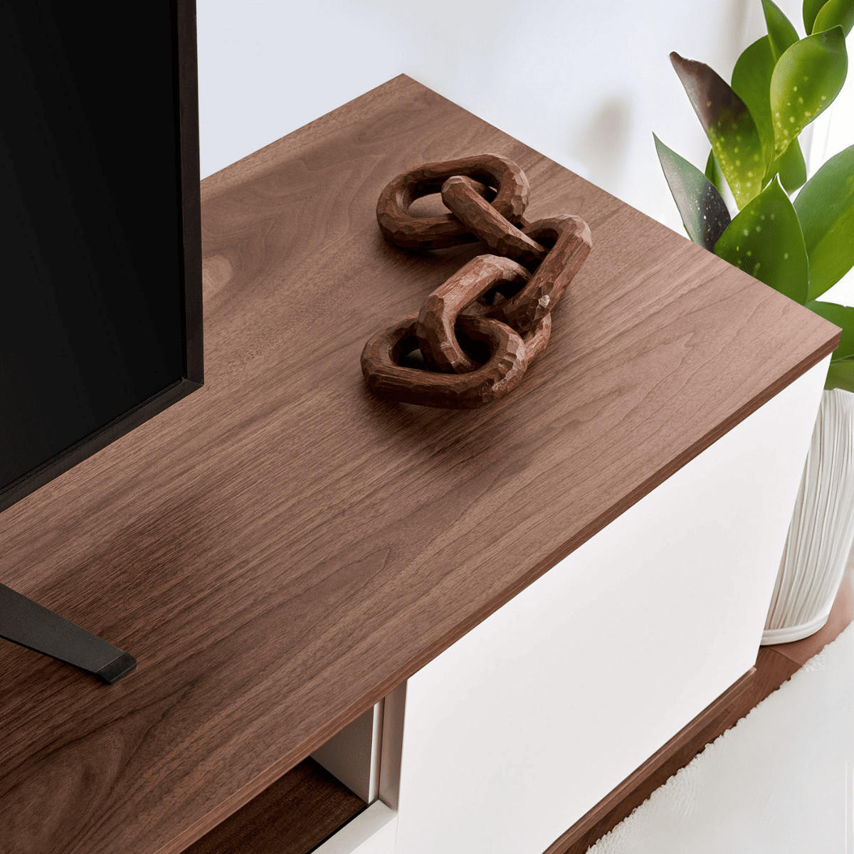 TV furniture with 3 folding doors and 1 niche, L180 cm - Weiß, Holzwerkstoff (44.5/44.6/12cm) - Calicosy