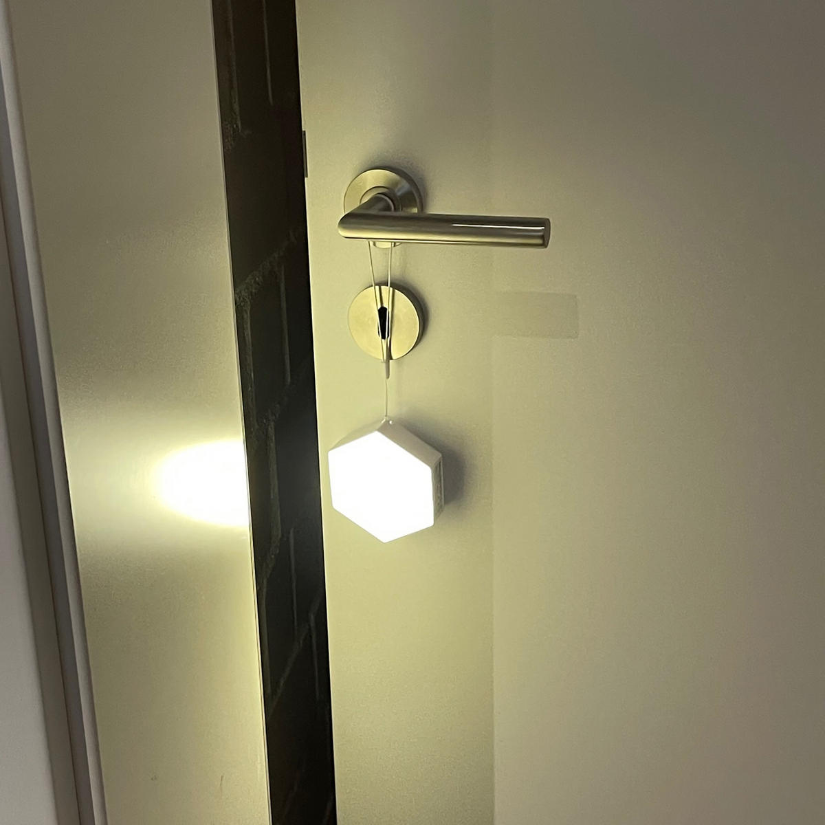 LED-BATTERIE-SENSORLEUCHTE - warmweiß mit Magnet für vielseitige Anwendungen wie Schrank und Tisch, 3er-Set - Weiß, Kunststoff (8.1/9.1/2.6cm) - Northpoint