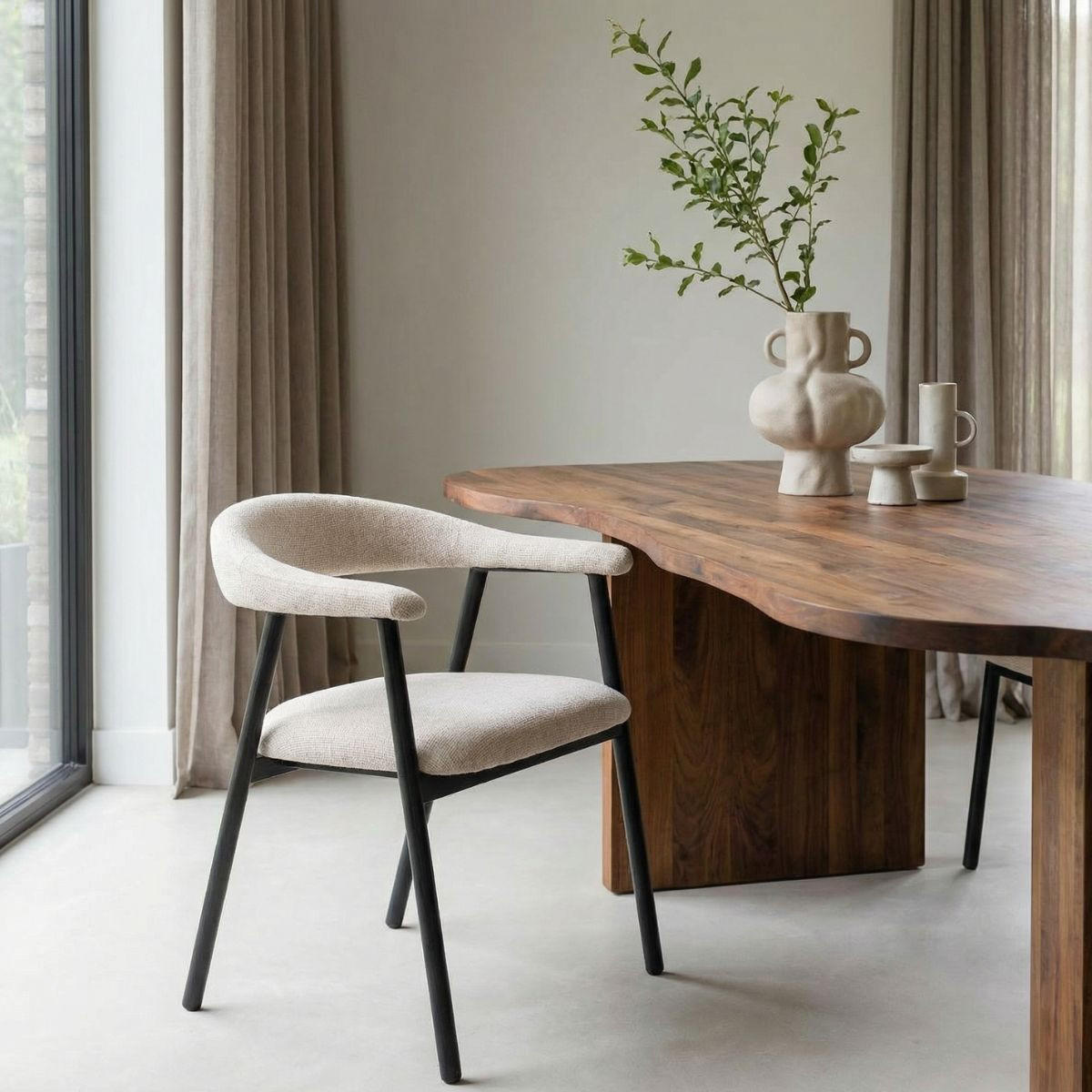 ESSZIMMERSTUHL 2er Set aus Stoff, beige - Schwarz, Textil (56/76/54cm) - Giga Meubel