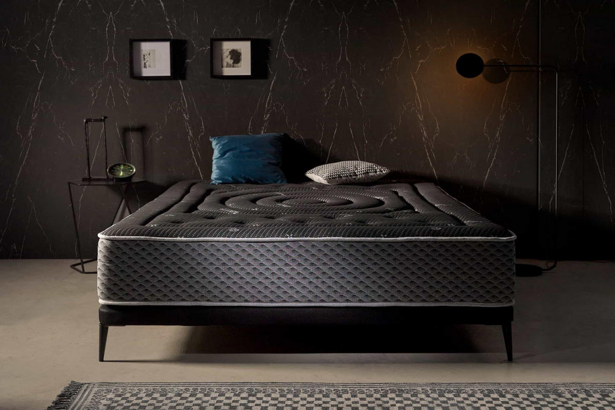 MATRATZE Premium Black Multizone, 27cm, 90x200cm - Schwarz, Textil (90/200cm) - Moonia