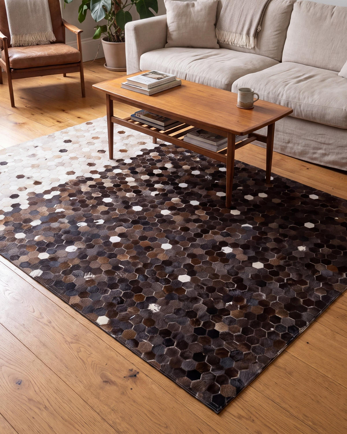 KURZFLOR-TEPPICH Eyim 200/140 cm - Braun, Fell (140/200cm) - Beliani