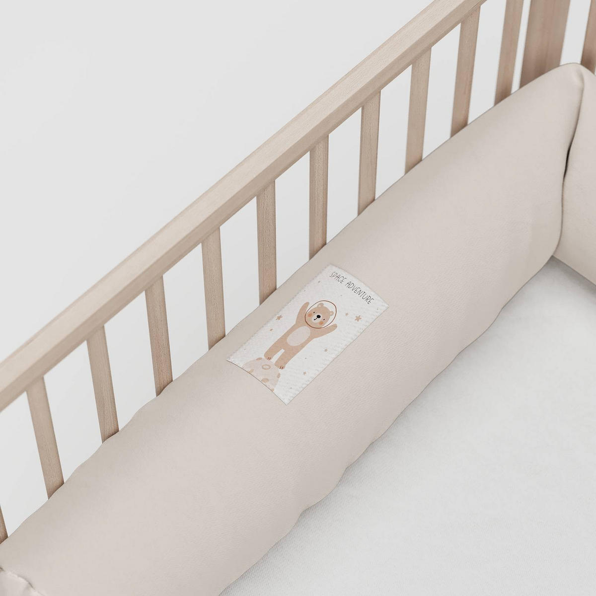 NESTCHENSCHLANGE Cozy "Space Adventure Oat Milk" 190 cm Bettschlange - Hellbraun/Grau, Textil (15/190cm) - Sämann – make a difference.