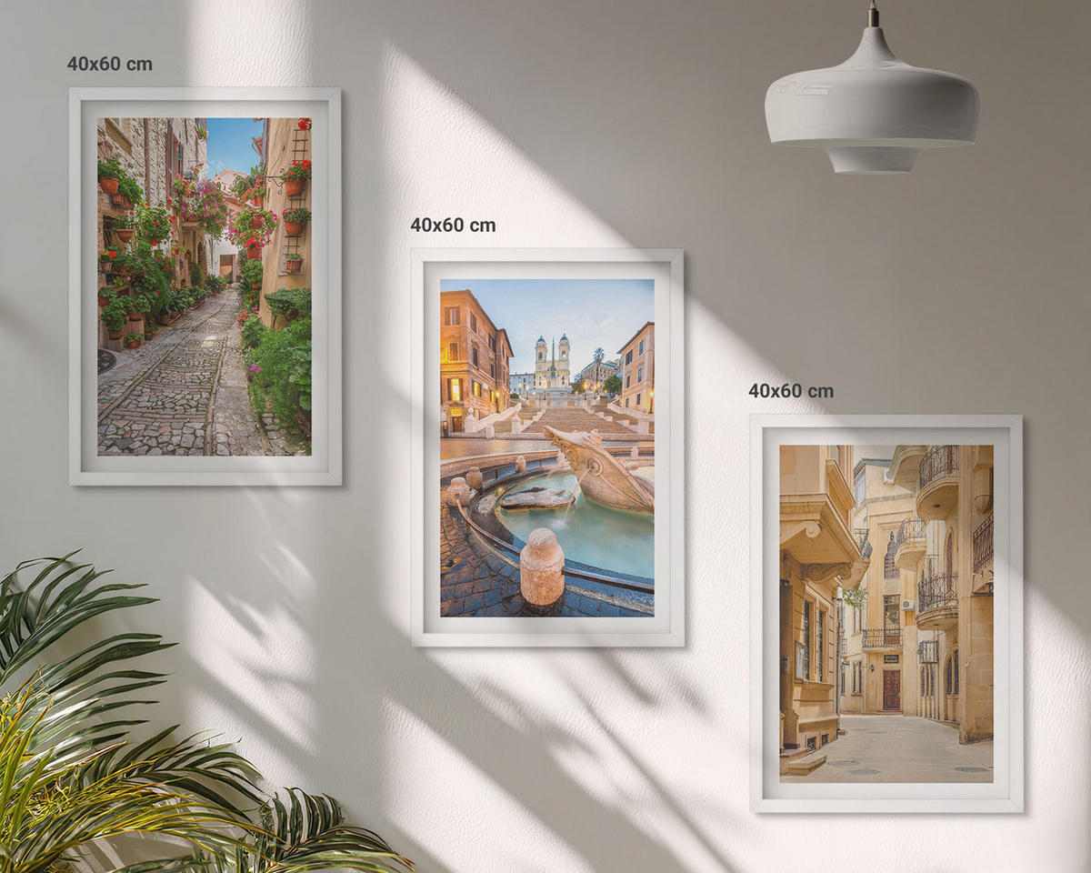 BILDER SET 3er Set - 40x60 cm Weißer Rahmen - Die bezaubernden Straßen des Brunnens - Weiß, Kunststoff (40/60cm) - TULUP