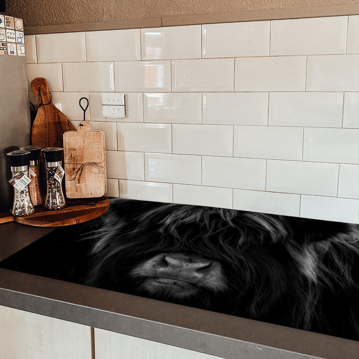 HERDABDECKPLATTE Schottischer Highlander - Kuh - Schwarz - Weiß - Tiere Induktionsschutz 91.6x52.7 cm - Schwarz, Kunststoff (91.6/52.7/0.2cm) - MuchoWow