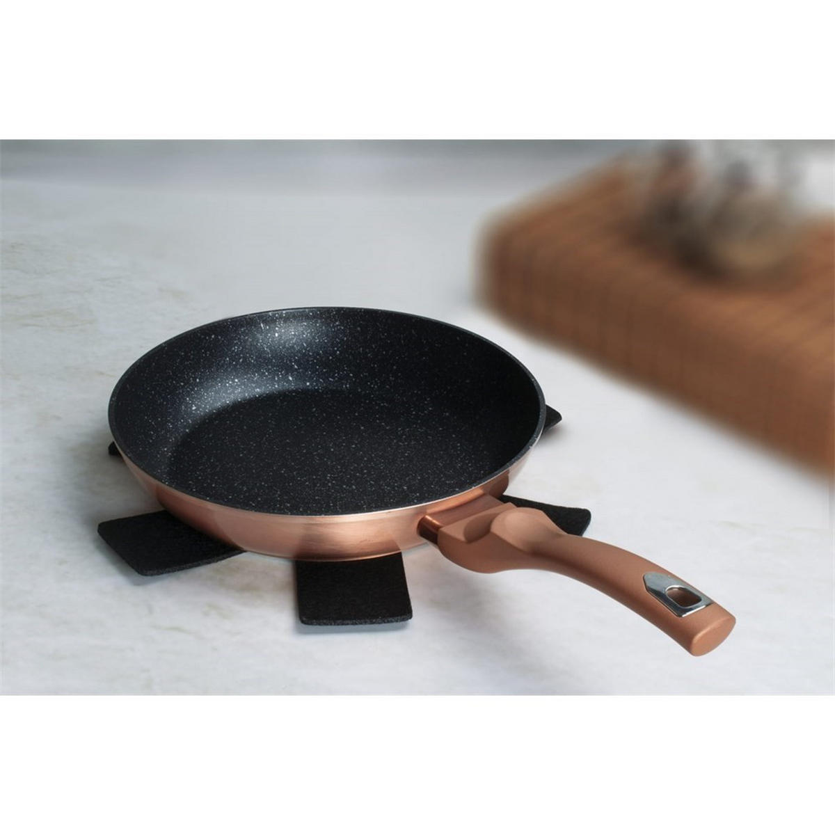 PFANNE Gold 30/30/5.5 cm BH1511 - Goldfarben, Metall (30cm) - Berlinger Haus