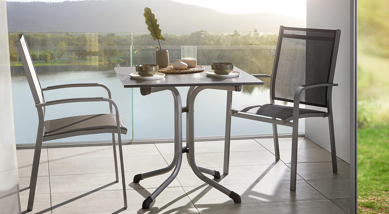 Gartenklapptisch quadratisch 