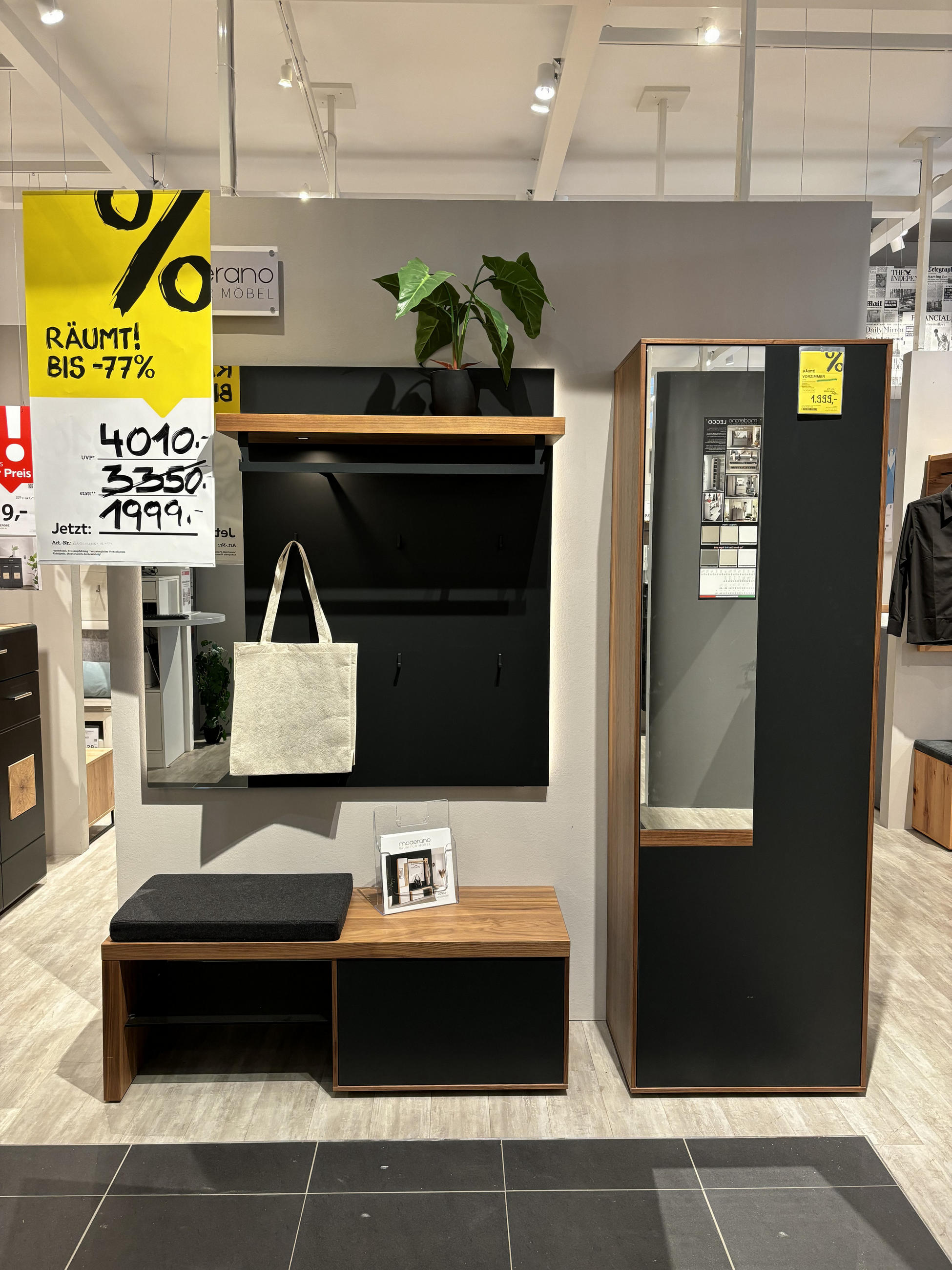 Vorzimmer Costa - Moderano