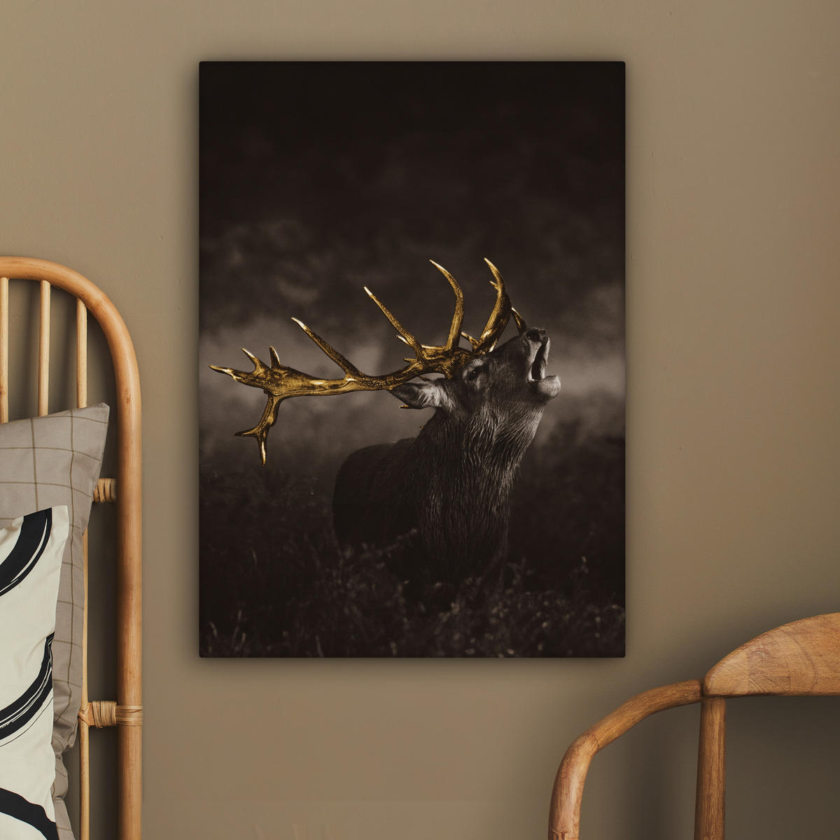 LEINWANDBILD Rotwild - Schwarz - Gold 60x80 cm - Braun, Textil (60/80cm) - MuchoWow