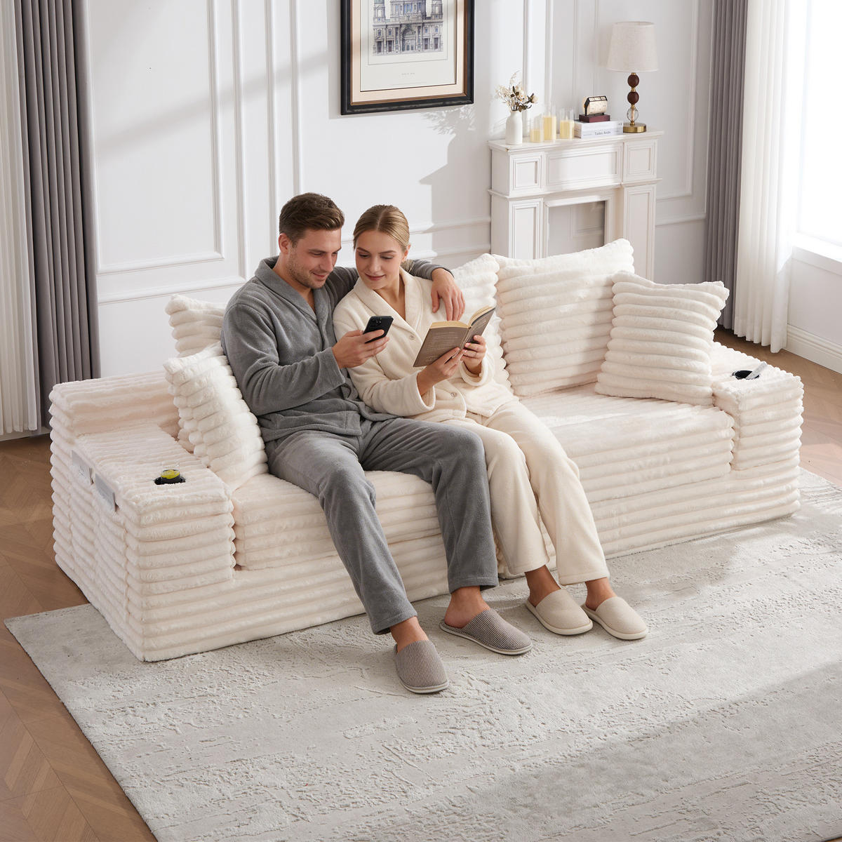 SCHLAFSOFA aus Cord mit Getränkehaltern und Kissen, Beige - Beige, Textil (107.48/34.25/38.58cm)
