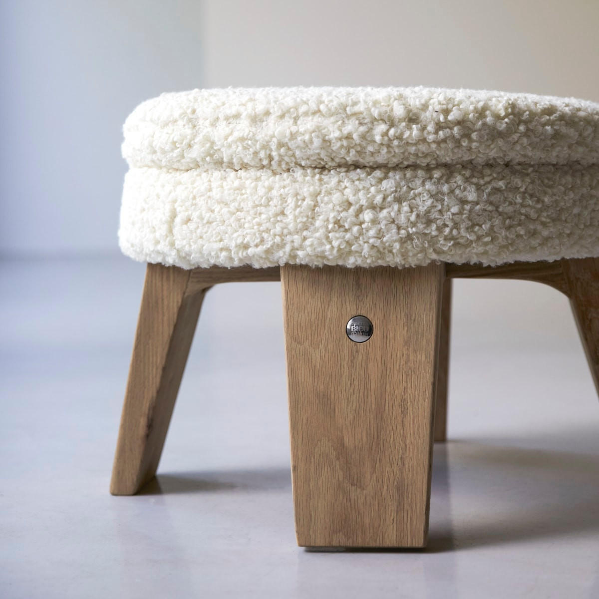 HOCKER Mattak Weiß aus Stoff - Weiß, Textil (50/40/50cm) - Tikamoon