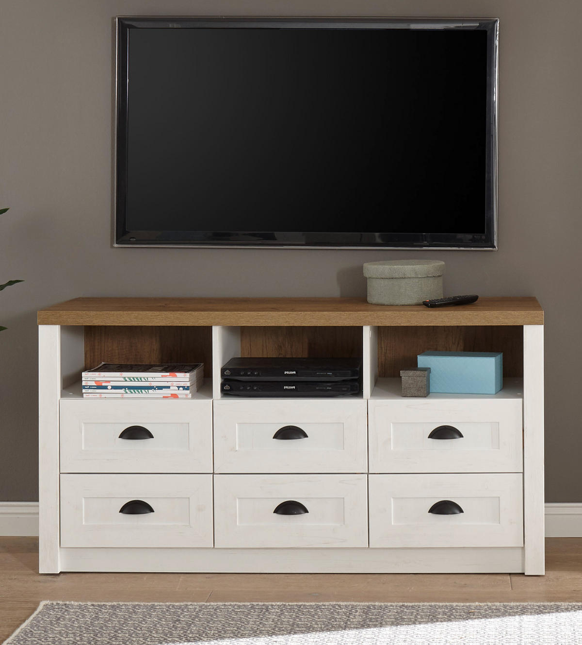 TV-LOWBOARD weiß Pinie, Eiche hell Landhaus, TV Unterteil mit Komforthöhe - Eichefarben/Weiß, Holzwerkstoff/Metall (130/68/43cm) - Furn.Design