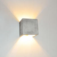 WANDLEUCHTE Plinth aus Beton Grau - Grau, Stein (13/13/13cm) - s.luce