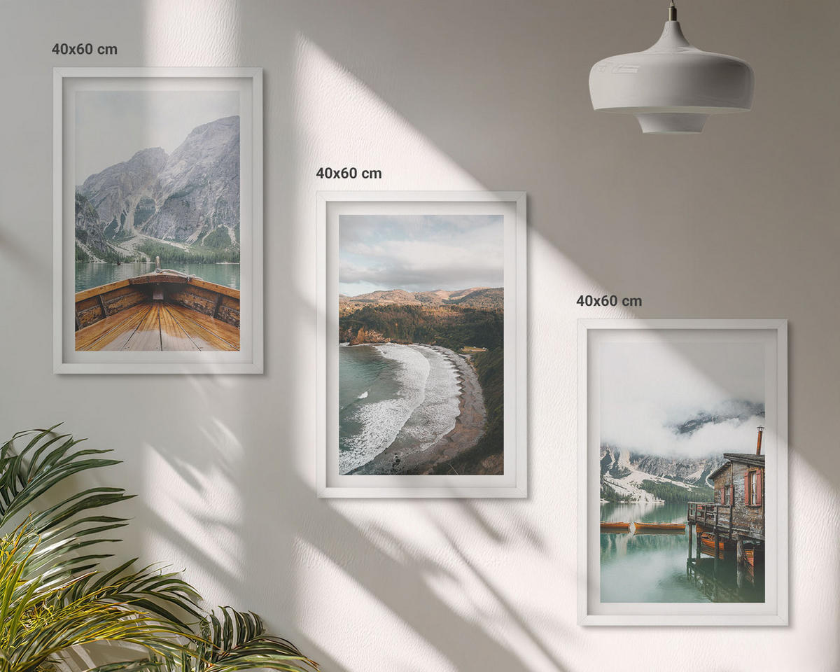 BILDER SET 3er Set - 40x60 cm Weißer Rahmen - Berge, See, Boot, Strand, Landschaft - Weiß, Kunststoff (40/60cm) - TULUP