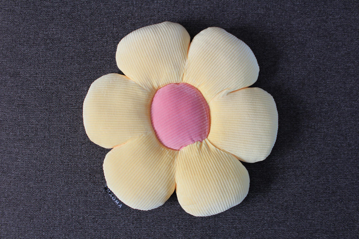 FORMKISSEN klein Blume MINNIE - Gelb, Textil (30cm) - Magma Heimtexx