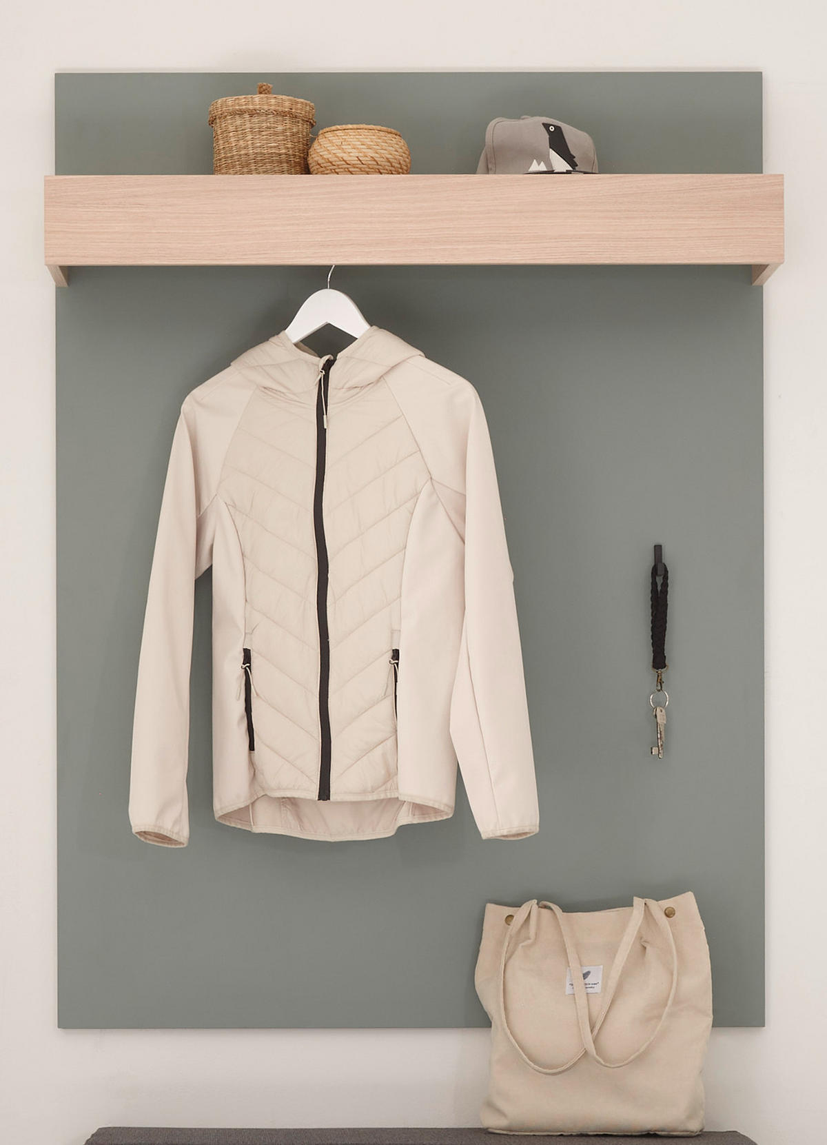 GARDEROBENPANEEL Salbei Grün mit Eiche, Wandgarderobe mit Kleiderstange, 100 x 135 cm - Salbeigrün/Eichefarben, Holzwerkstoff/Metall (100/135/25cm) - Furn.Design