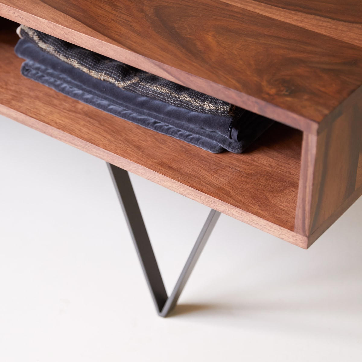 COUCHTISCH Metric Braun aus Palisander - Braun, Holz (70/115/40cm) - Tikamoon