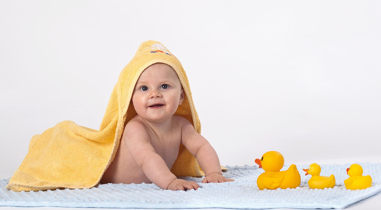 Babyratgeber Baby baden