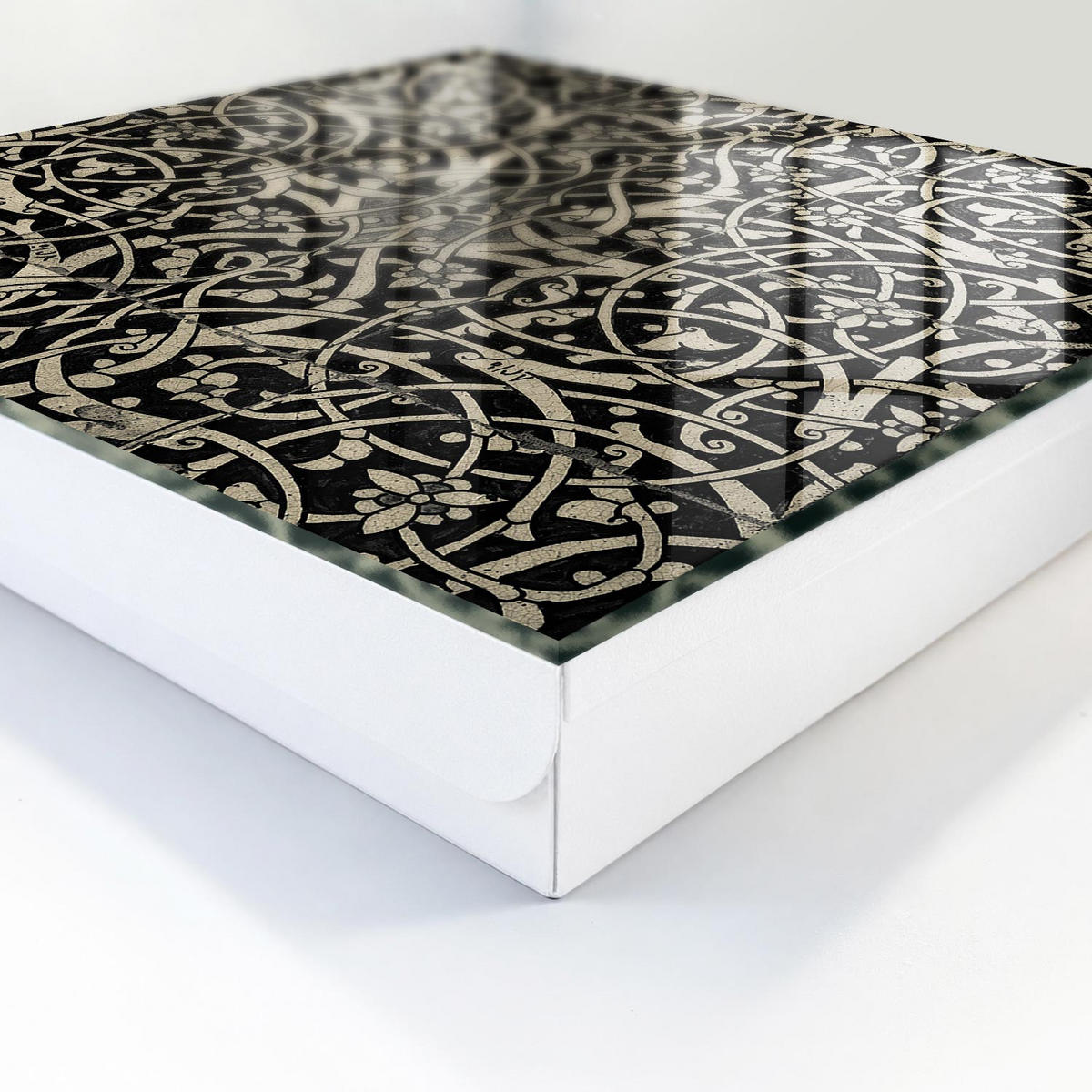 SCHLÜSSELBOX Weiß 30x30 cm – Türöffnung nach rechts - Dekorative Eleganz - Beige, Metall (30/30/5cm) - TULUP