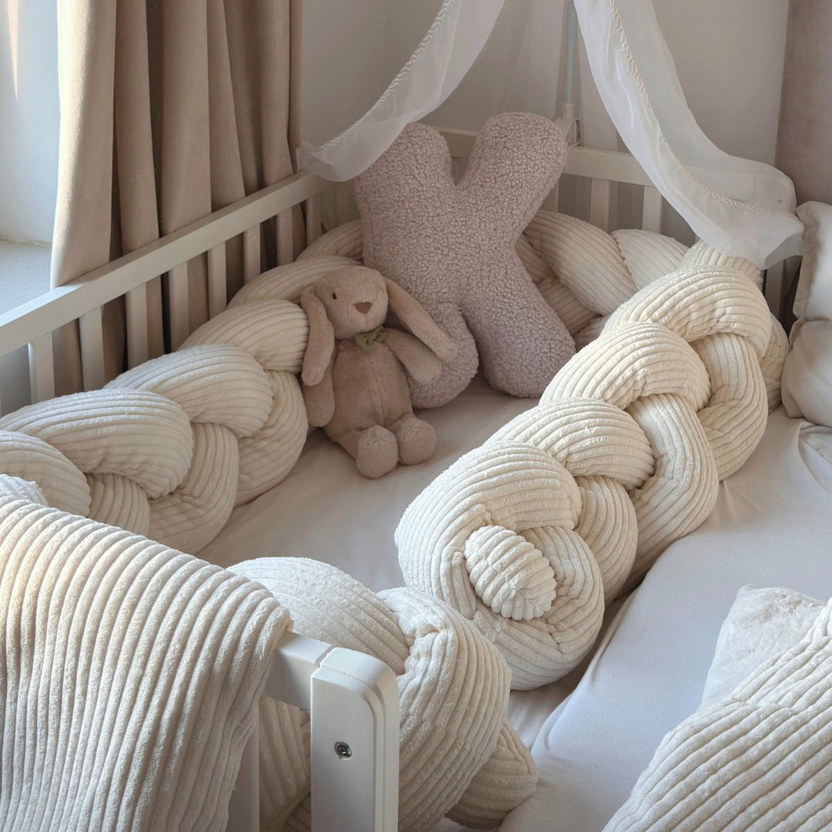BETTUMRANDUNGSSCHUTZ geflochtene Bettschlange aus Cord, 150 cm, Ecru - Creme, Textil - MeowBaby