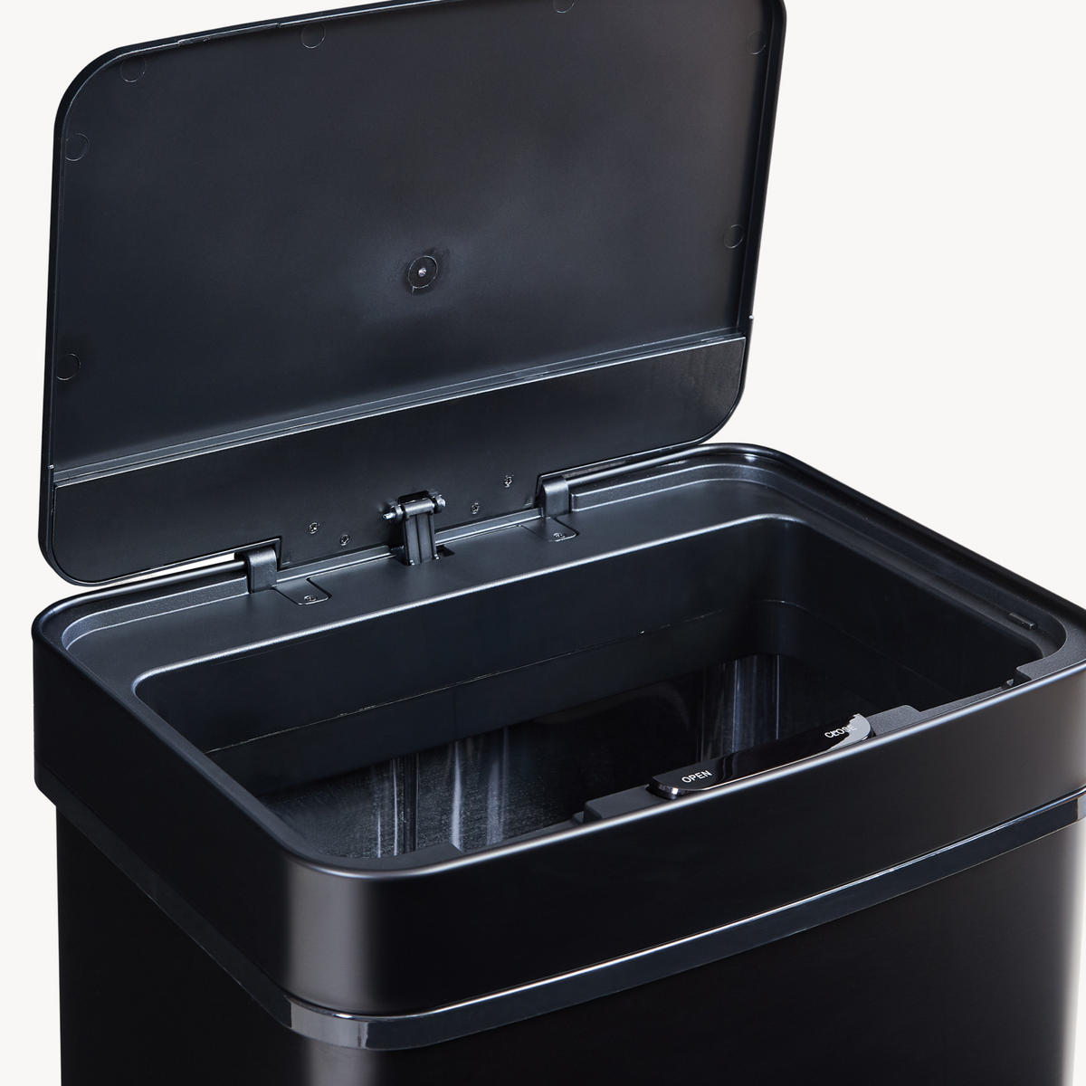 ODPADKOVÝ KOŠ S SENZOREM Venna - černá, kov/plast (31.5/82.5/42cm) - [en.casa]