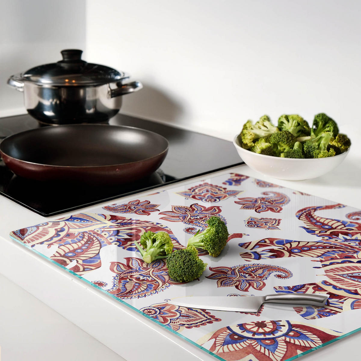 GLASPLATTE 60x52 cm Elefantenförmige Dekorationen - Braun/Weiß, Glas (60/0.4/52cm) - TULUP