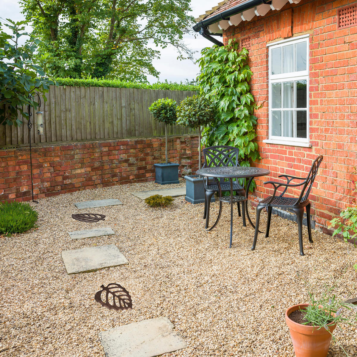 TRITTSTEIN - Braun, Metall (26/0.5/32cm) - Relaxdays