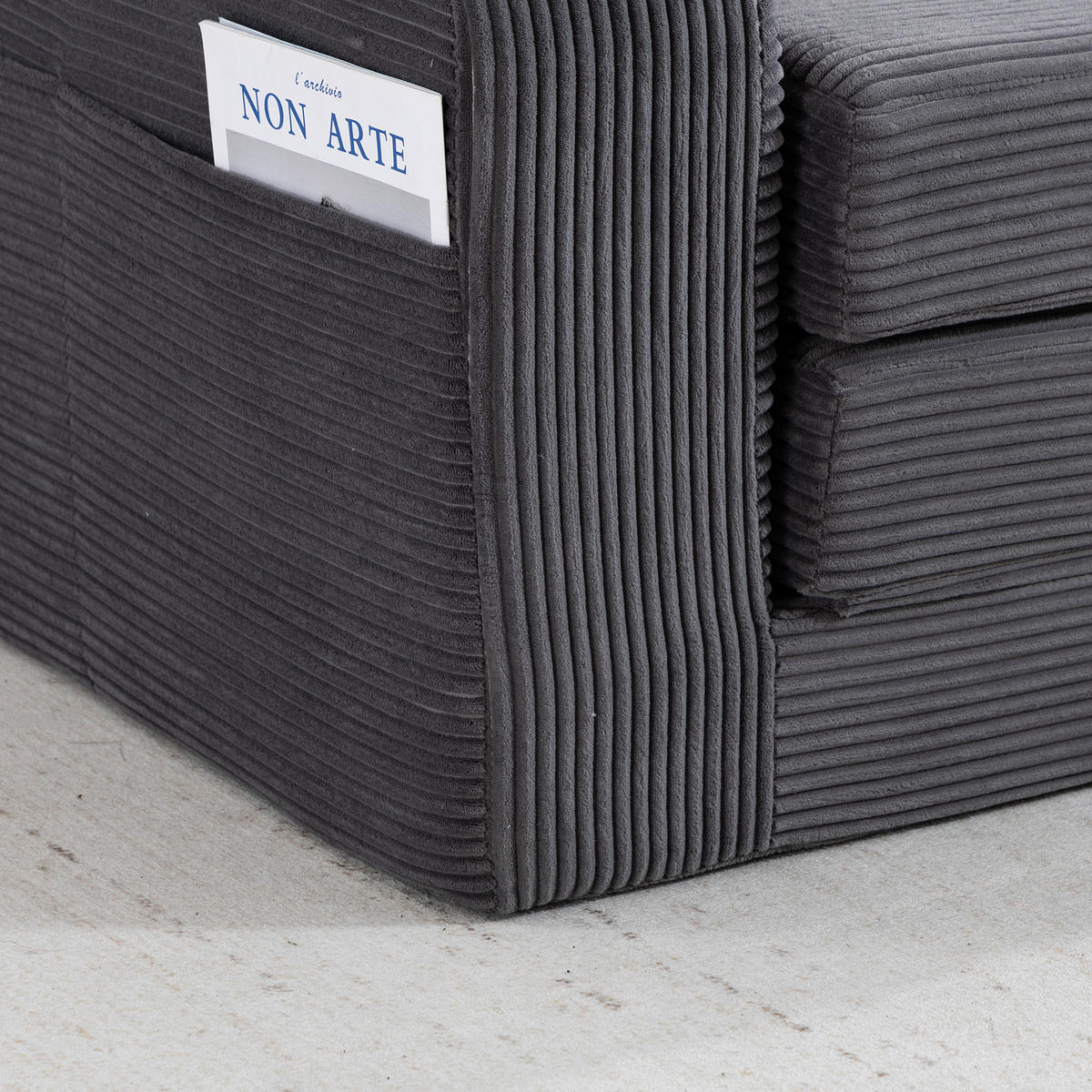 2-SITZER SOFA Cord Grau mit Getränkehaltern und Seitentaschen - Grau, Textil (136/82.5/80cm) - WISHDOR