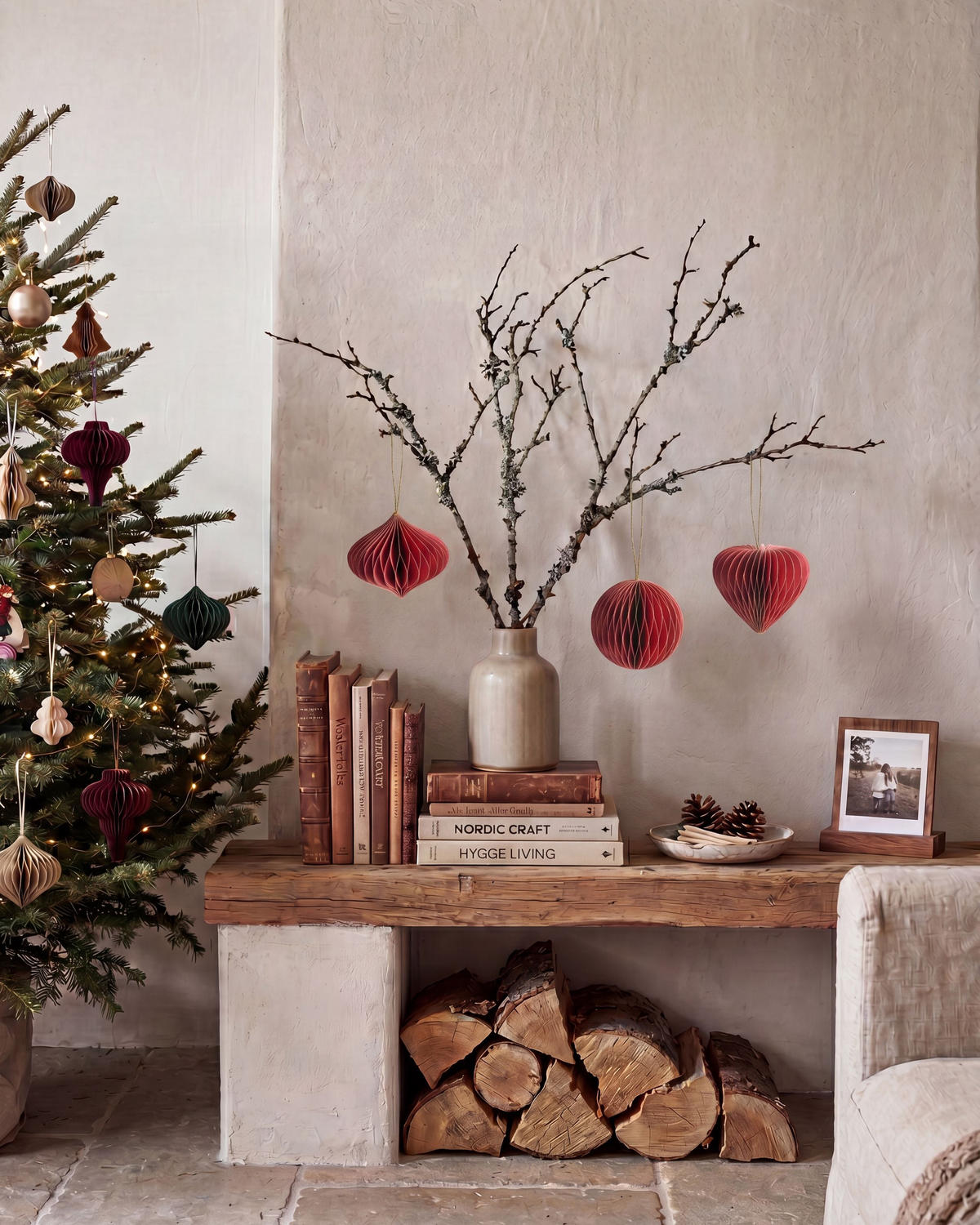 WEIHNACHTSBAUMSCHMUCK 18er Set Papier Rot Susa - Rot, Papier (12/10/12cm) - Beliani
