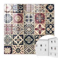 SCHLÜSSELBOX Weiß 30x30 cm – Türöffnung nach rechts - Klassische Muster - Beige, Metall (30/30/5cm) - TULUP