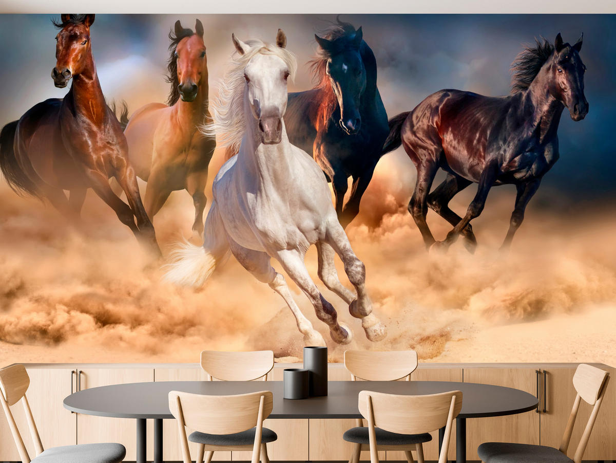 FOTOTAPETE für Schlafzimmer Galoppierende Pferde Wüste Herde 350x256 - Beige/Orange, Papier (350/256cm) - Muralo