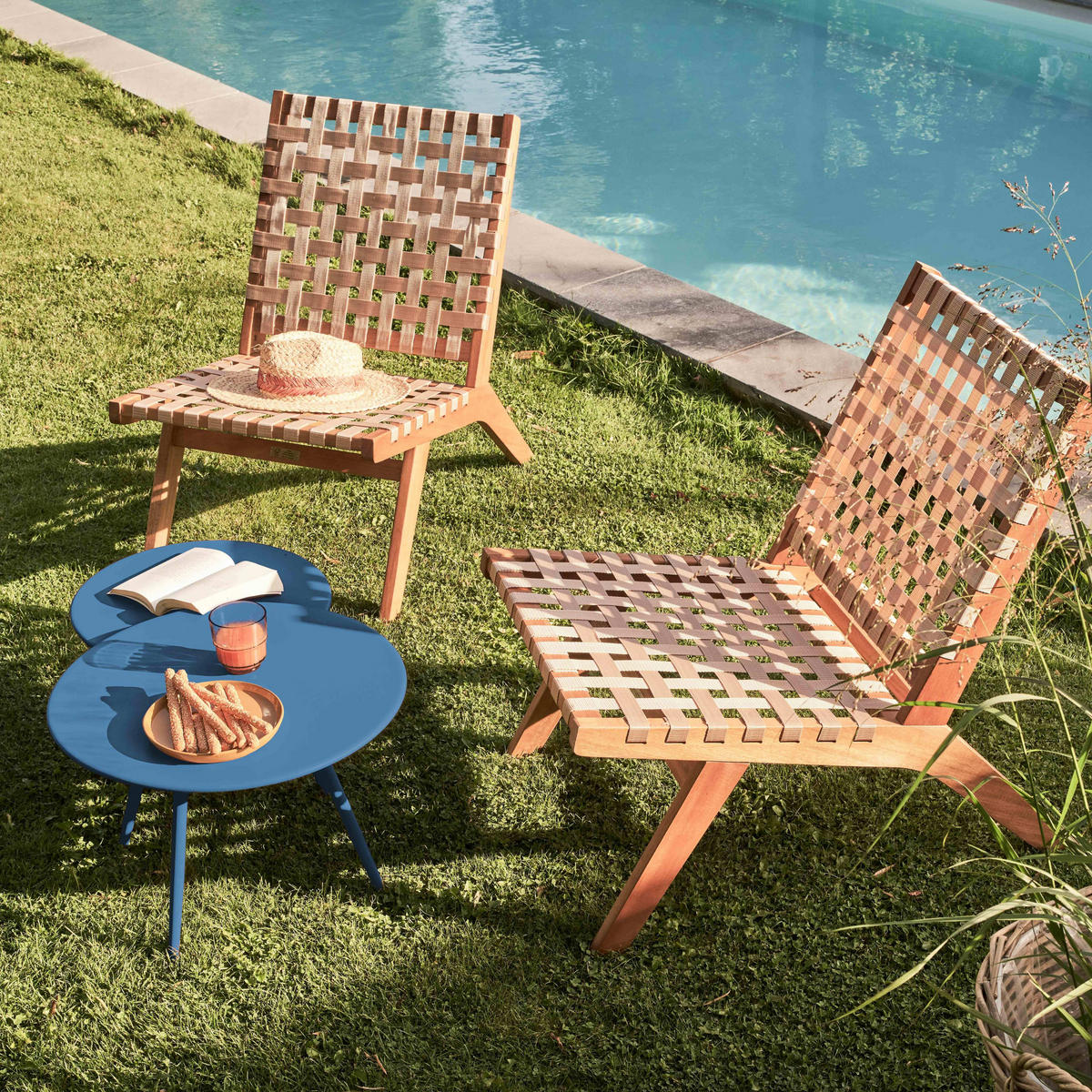 GARTEN-LOUNGETISCH, Pazifikblau - Dunkelblau, Metall (90/50/34cm) - Oviala