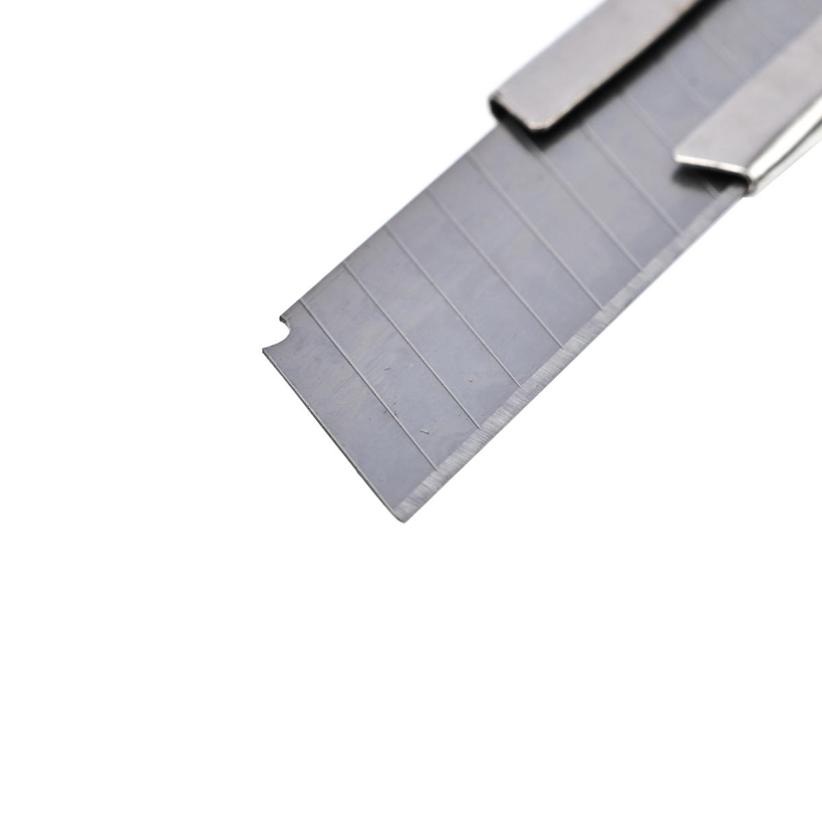 TAPETENMESSER Universal - Abbrechklinge 18 mm, Aluminiumgehäuse, Länge 155 mm, Stahlklinge - Multicolor, Kunststoff/Metall