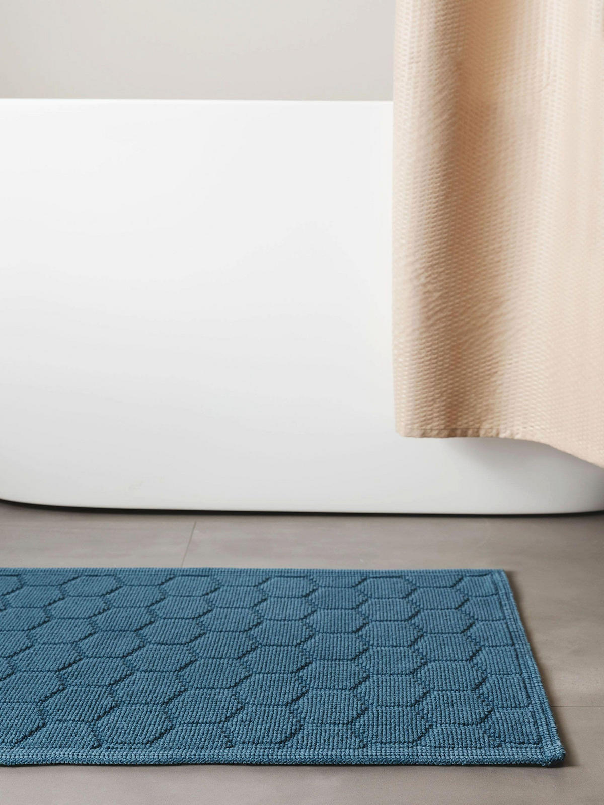 BADEMATTE Jojo Dunkelblau 50x80 cm - Dunkelblau, Textil (50/80cm) - benuta Nest