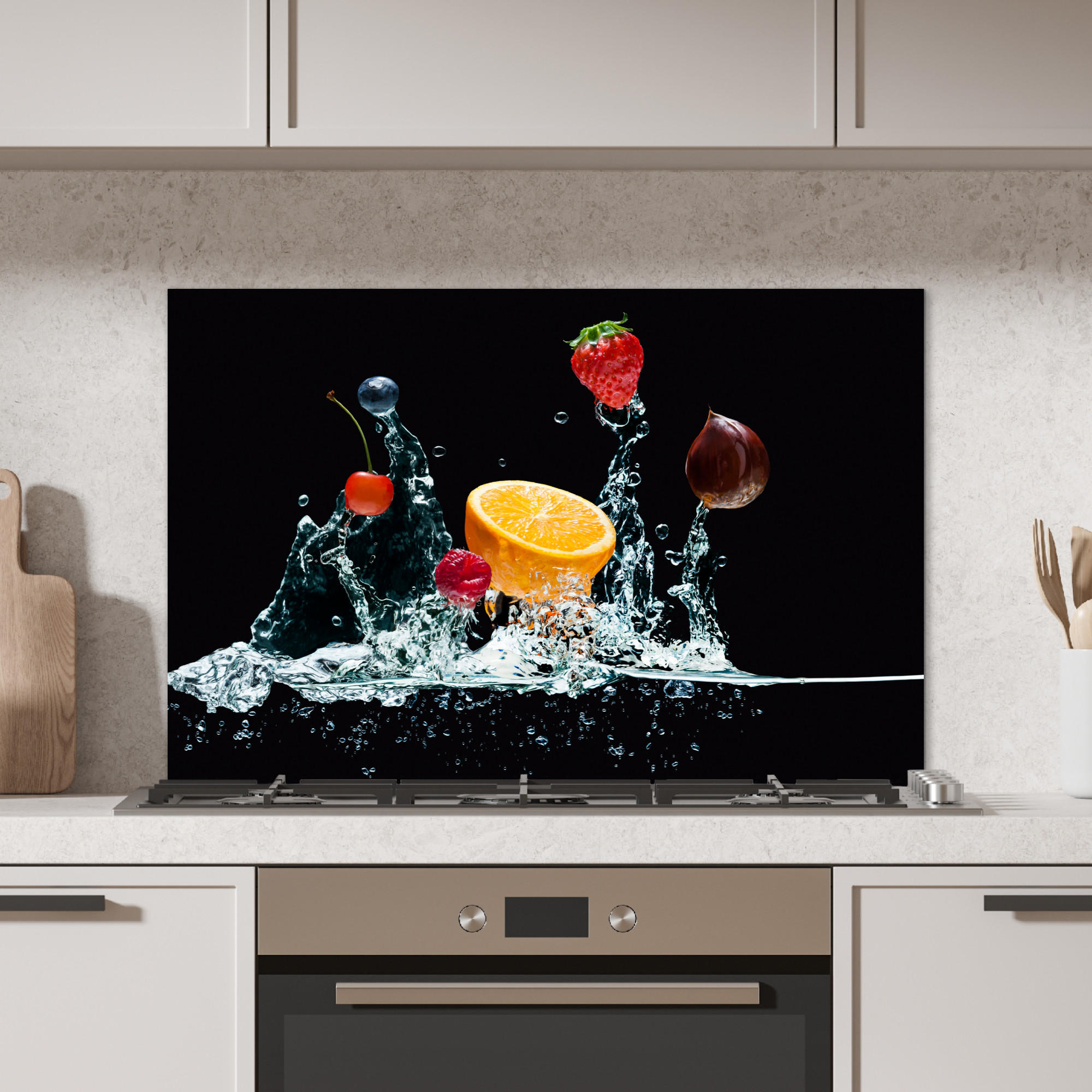 SPRITZSCHUTZ KÜCHE Wasser - Obst - Orange - Erdbeere - Kirsche - Schwarz 80x55 cm - Orange, Metall (80/0.3/55cm) - MuchoWow