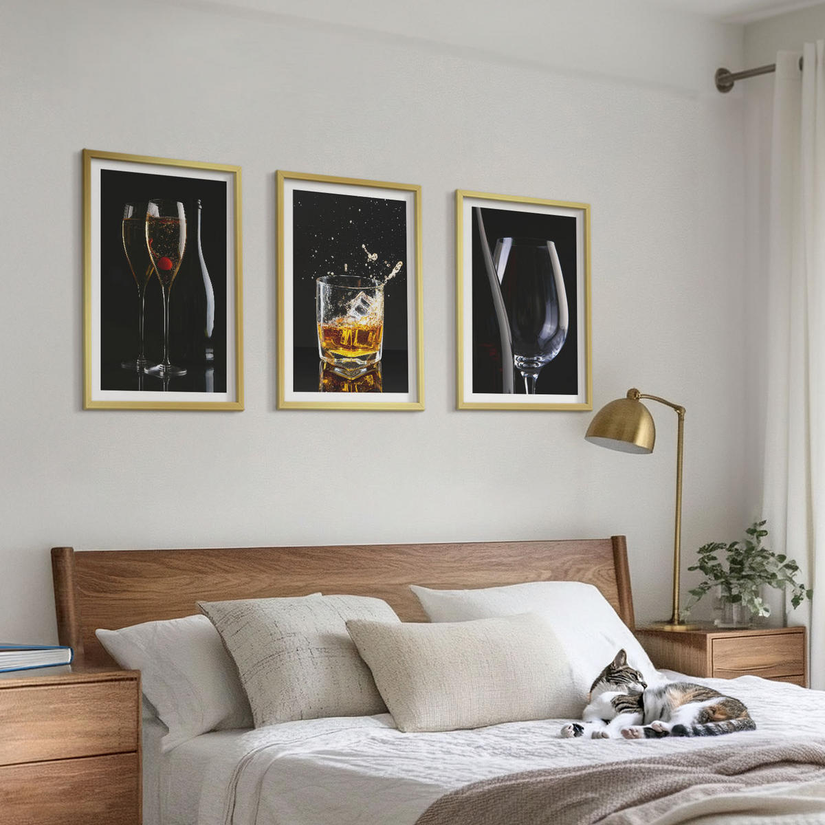 WANDBILDER 3er Set - 40x60 cm Goldrahmen - Weingläser und Whiskygläser auf schwarzem Hintergrund - Goldfarben, Kunststoff (40/60cm) - ArtPrintCave