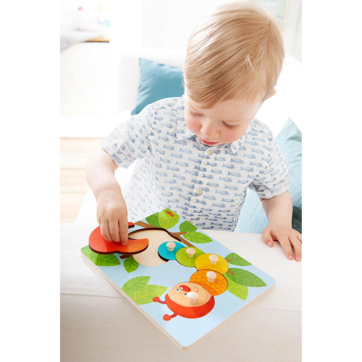 GREIFPUZZLE Raupe Mina, ab 12 Monaten - Multicolor, Naturmaterialien (17/2/22cm) - Haba