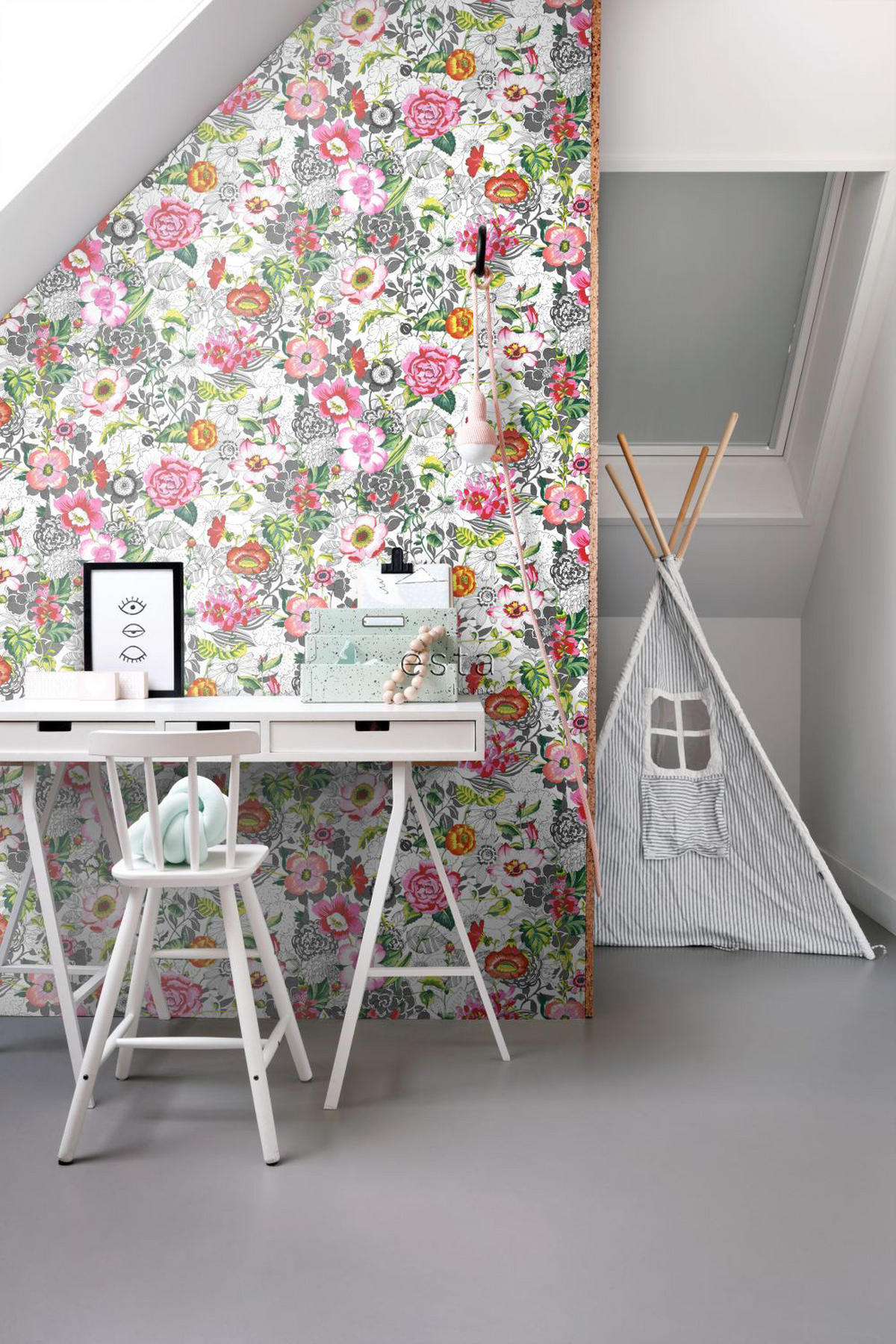 XXL-VLIESTAPETE funky Blumen 50 x 900 cm - Pink, Papier (50/900cm) - ESTAhome